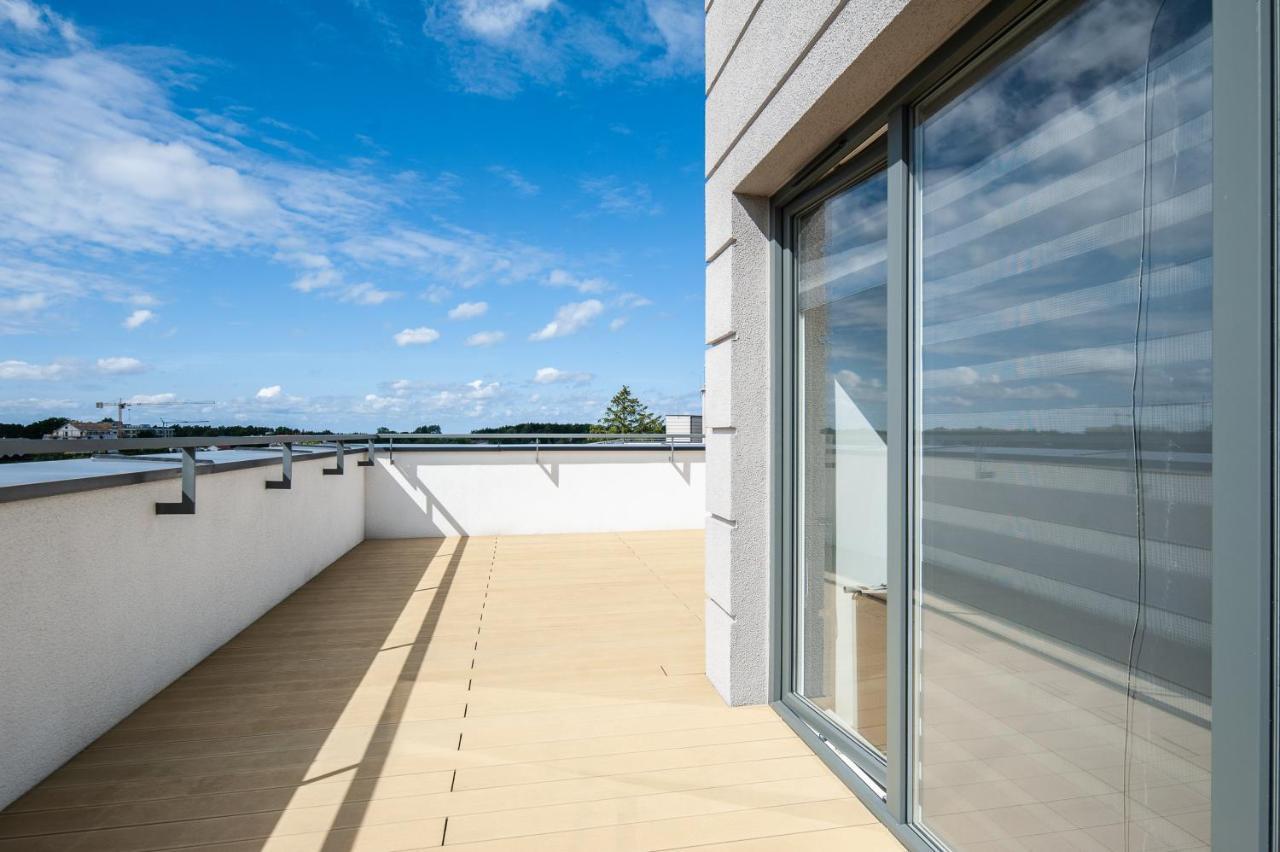 尤斯托尼莫斯基Apartament Marino公寓 外观 照片